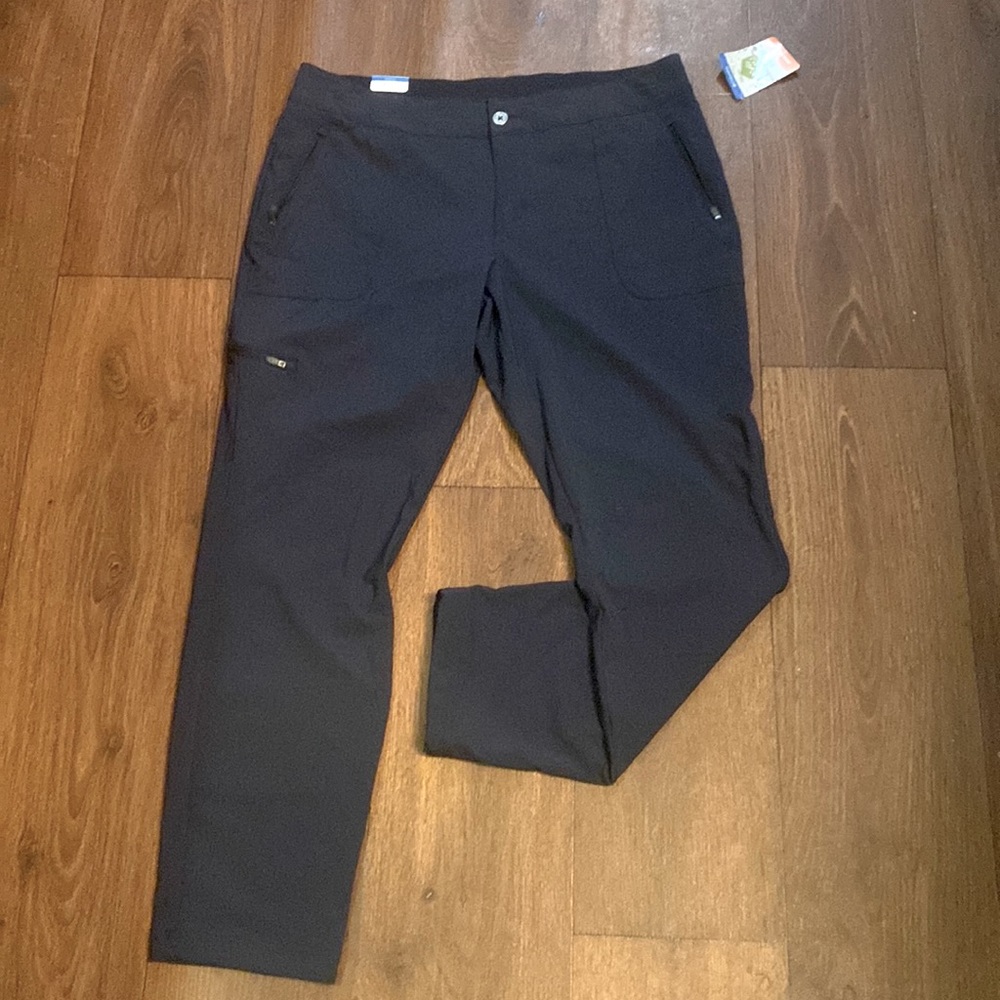 NWT Women’s Columbia Savannah Hill Hiking Pants - Size 16
